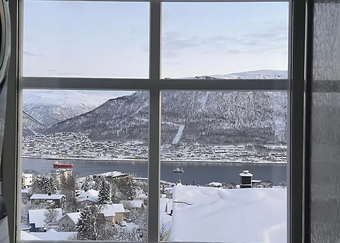 Koselig Med Fantastisk Utsikt Appartement Tromsø